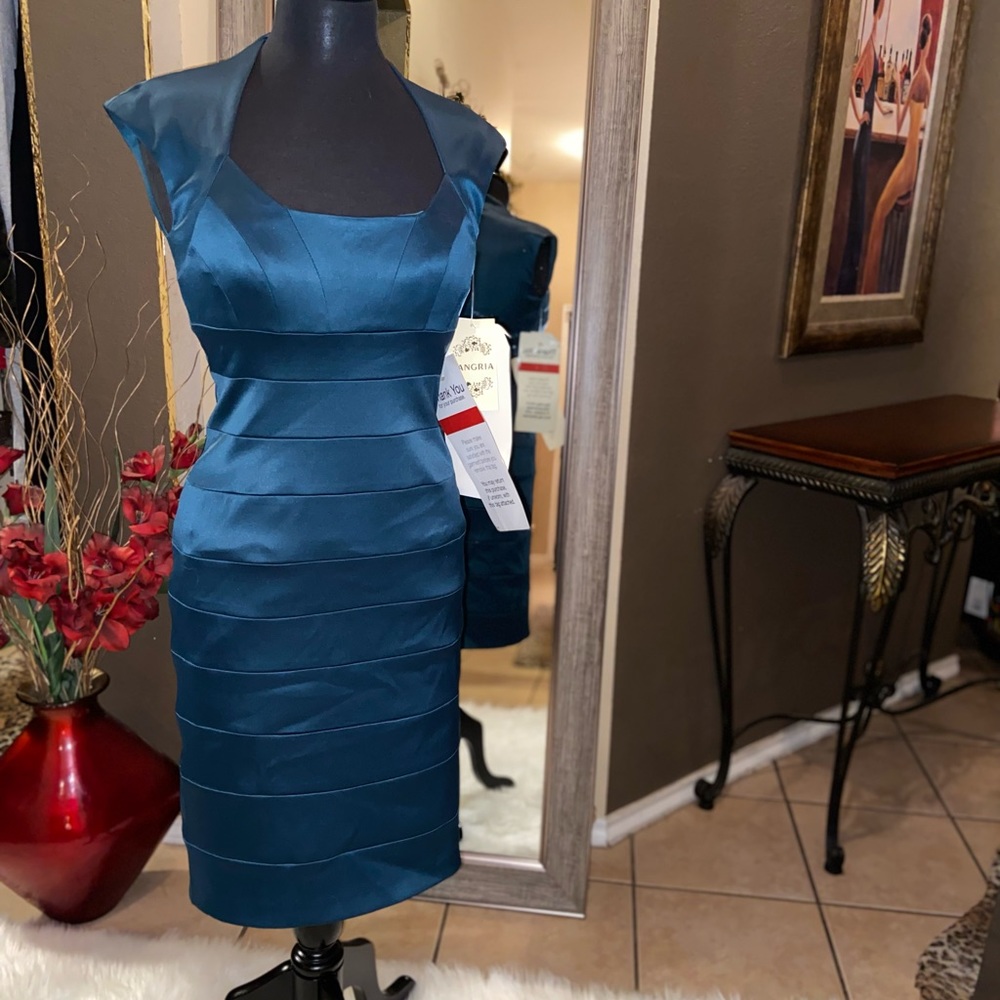 Mini cocktail dress - Picture 4 of 11